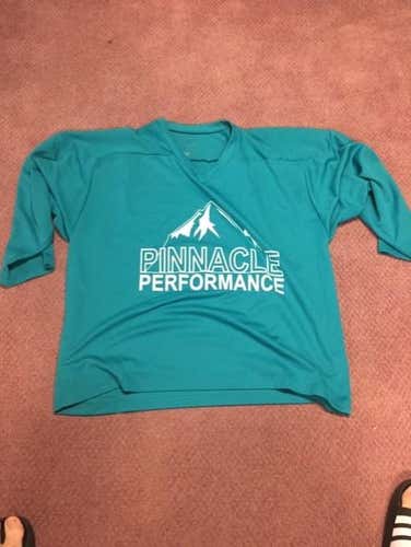 Green Used Adult Men's Large Jersey
