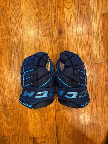 Navy Blue Used CCM JetSpeed PureLite 14"  Gloves