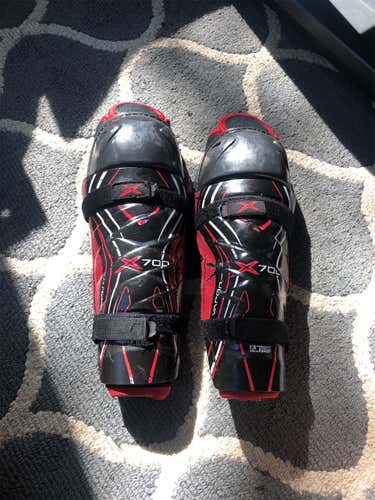 Used Bauer Vapor X700  Shin Pads