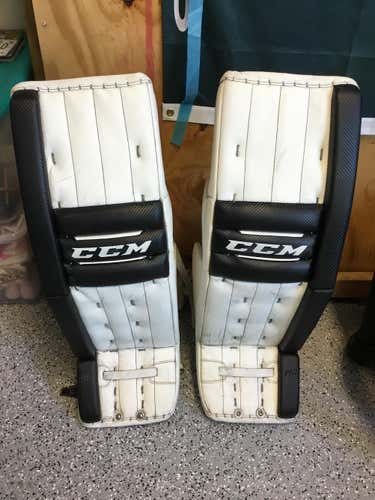35+2 CCM Retro Flex Pro Goalie Leg Pads