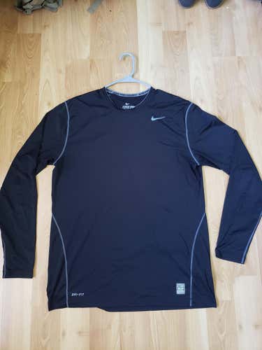 Used Men's XL Nike Pro Combat Fitted Long Sleeve Shirt