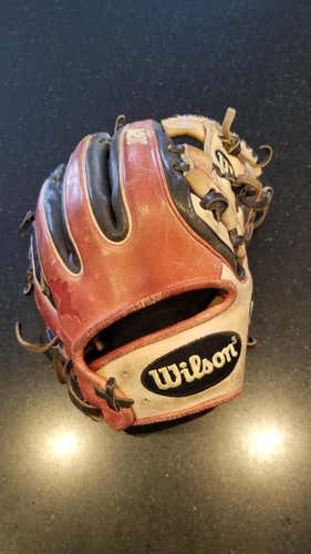 Used Wilson Right Handed Infield A2K Datdude Baseball Glove 11.5"
