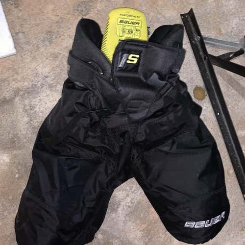 Used Medium Bauer Supreme 1S  Hockey Pants