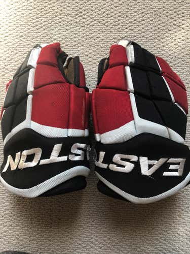 Black/Red Used Senior Easton Stealth C7.0 Gloves 13"