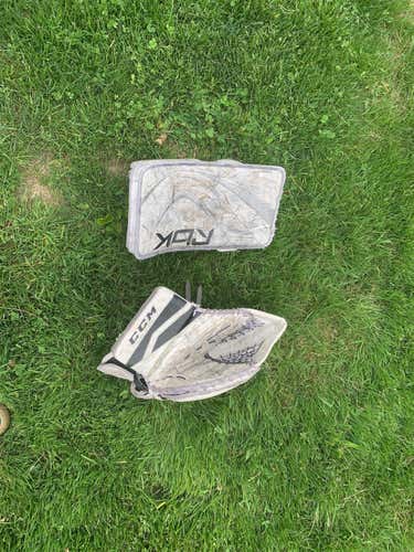 White Used Regular Extreme Flex III and RBK Blocker