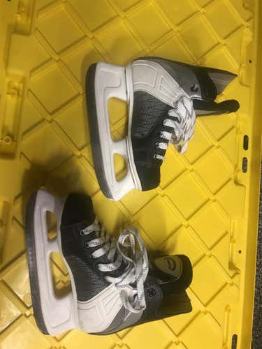 Used CCM Powerline Size 1 Hockey Skates