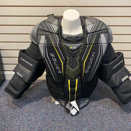 New  Bauer Supreme S29 Adult Large Goalie Chest Protector
