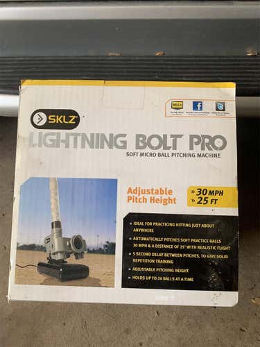 SKLZ Lightning Volt Pro (Soft Micro Ball Pitching Machine