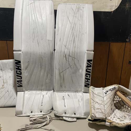 White Used 35" Regular Ventus SLR  Goalie Full Set