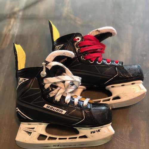 Used Bauer Supreme S160 Size 13.5 Hockey Skates