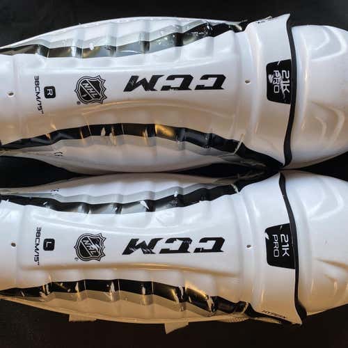 CCM 21k Pro Pro Stock Shin Pads