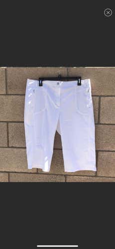 NWT White Women's 14 Nivo Golf Shorts