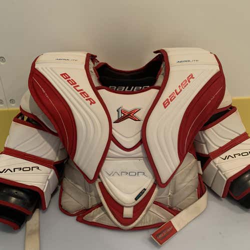 Used Small Bauer Vapor 1X Goalie Chest and Arm Protector  Goalie Chest Protector