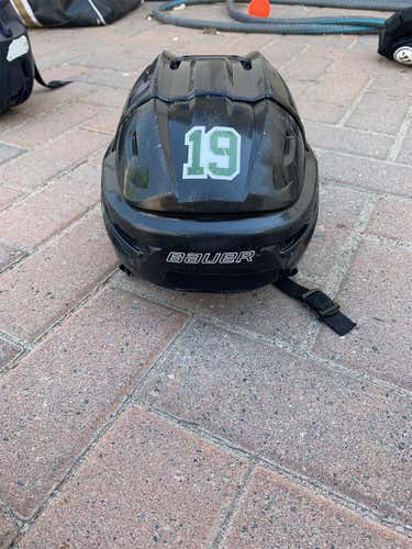 Black Medium Bauer Re-Akt  Helmet