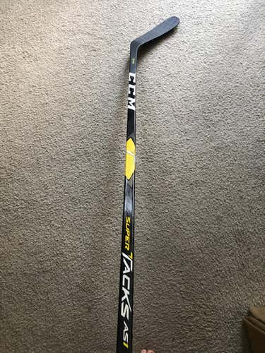 New CCM Right Handed Super Tacks AS1 Hockey Stick
