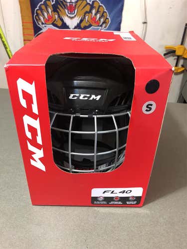 Black New Small CCM FL40 Helmet