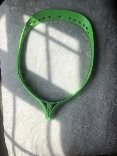 Used Unstrung Base Goalie Head