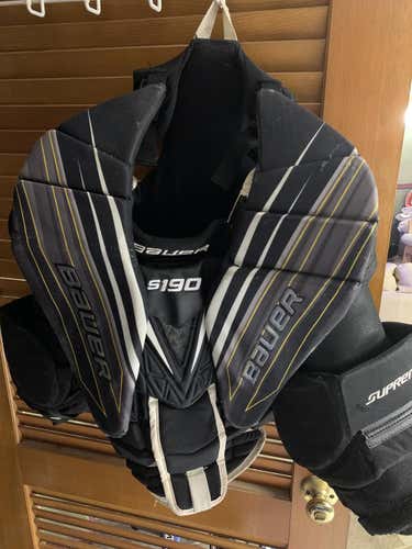 Intermediate Large Bauer Supreme S190  Chest and Arm Protector Goalie Chest Protector