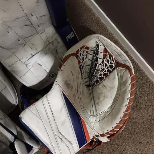 CCM Regular Extreme Flex III Pro Stock Catcher