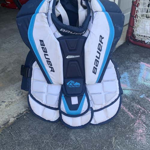 Used Medium Bauer Reactor 7000 Goalie Chest and Arm Protector Goalie Chest Protector