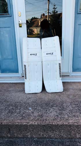 Warrior Ritual GT Senior Goalie Leg Pads