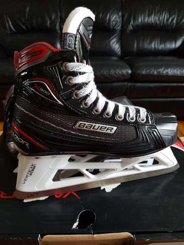 New Bauer Vapor x900 Goalie Skates Size 6