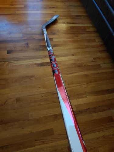 New Junior Bauer Right Vapor 1X Stick PM9 Stamkos