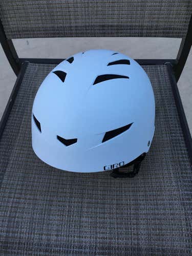 New Giro Enclave Ski Helmet