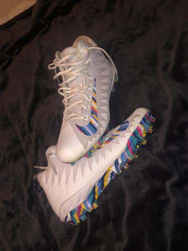 NFL Crucial Catch Cleats