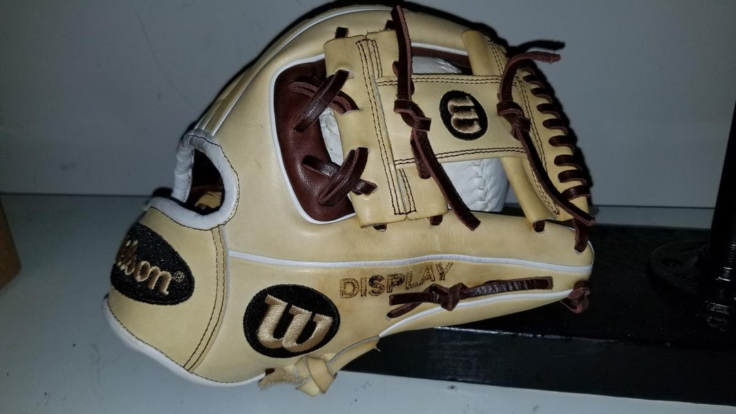 New Vendor Display A2000 1786 Glove 11.5"