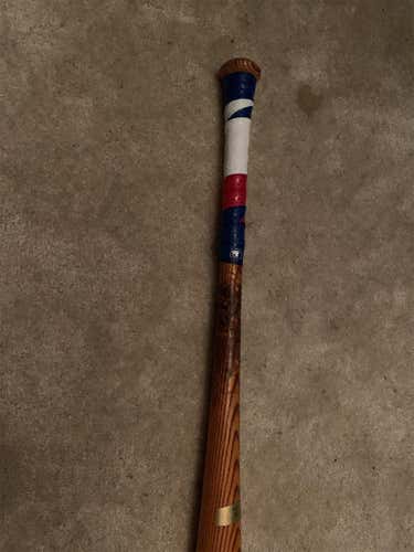 Used Wood (-3) 32" Bat