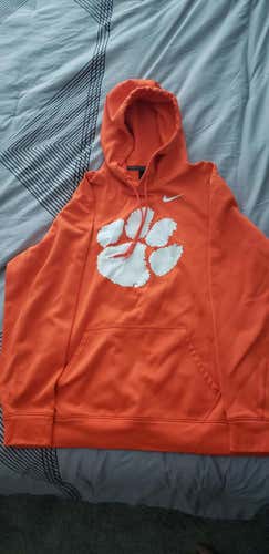 Clemson University Tigers Swestshirt, large