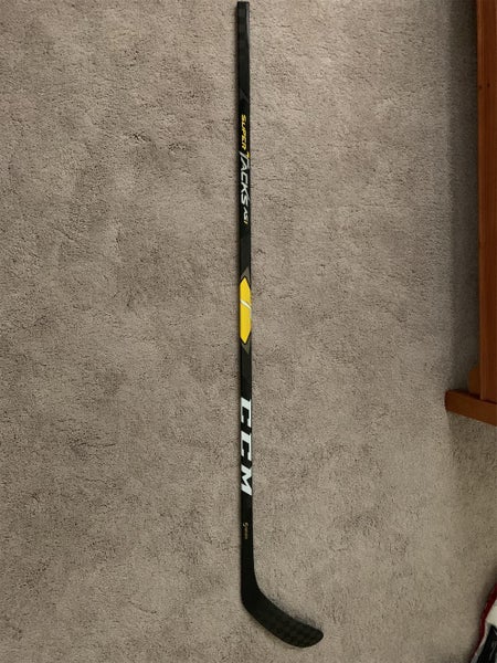 New Right Handed Super Tacks AS1 Toe Pro Stock Hockey Stick