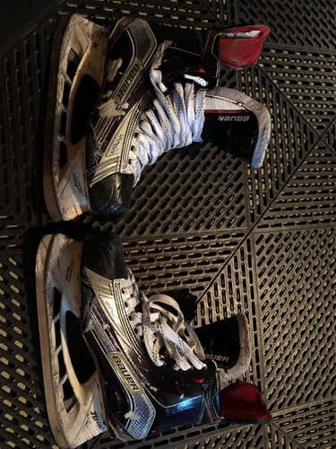 Pro Stock Bauer 1x Skates With Superfeet Insoles
