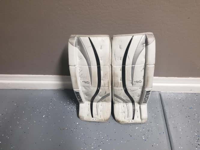 White Used Intermediate 24" Vaughn Goalie Leg Pads