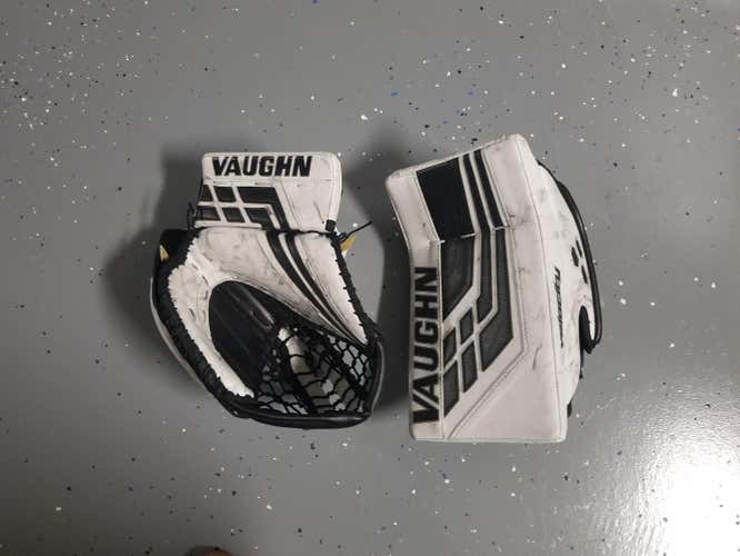 Black and White Intermediate Used Vaughn Regular Velocity VE8