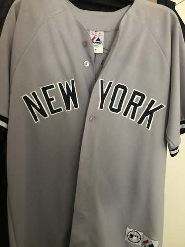 Gary Sheffield #11 Yankees Majestic Jersey Sz M Used Very Good Condition