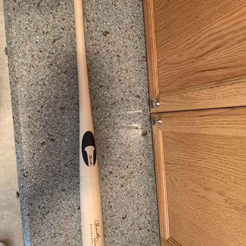 Chandler AB2 33” (Alex Bregman Model) *Willing to Negotiate And Or Trade”