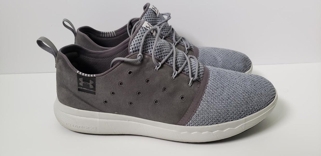 Used Men's 13 Under Armour Charged 24/7 Shoes