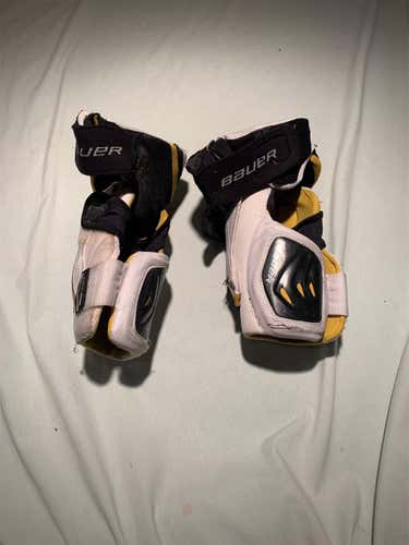 Used Medium Bauer Supreme TotalOne MX3 Pro Stock Elbow Pads