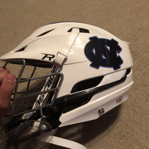 Unc Team issued White Adult Goalie Cascade R Helmet