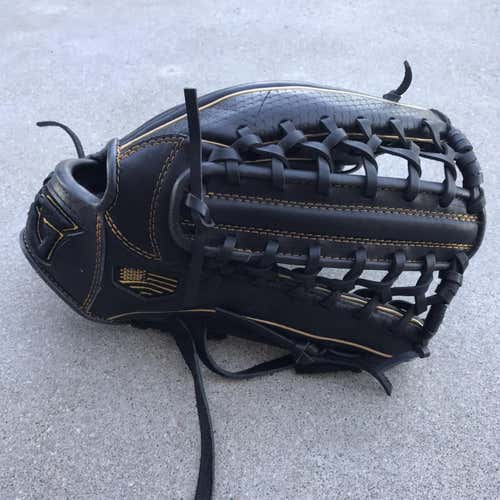 Goin Yard Gloves  Blem Black New Outfield Pro series 12.5" Baseball Glove