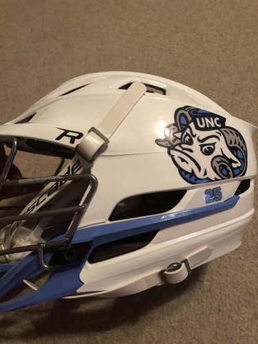 Unc team issued White Adult Used Player Cascade R Helmet