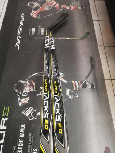 Used 2 Pack | P28 | 85 Flex | CCM Super Tacks 2.0 RH Grip