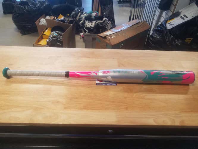 Silver New High School/College DeMarini Composite Vendetta Bat (-12) 20 oz 32"