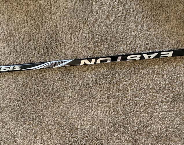 Used Right Handed S19 Hockey Stick