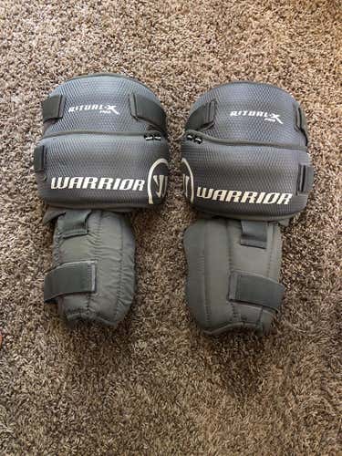 Used Warrior Ritual-X Pro Knee Guards