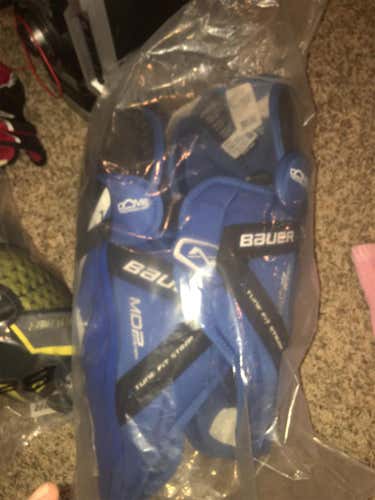 New Bauer Nexus 2N Shin Pads