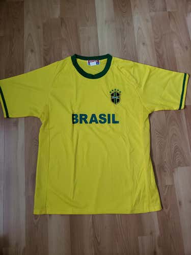 Used Men's XL Brasil Jersey