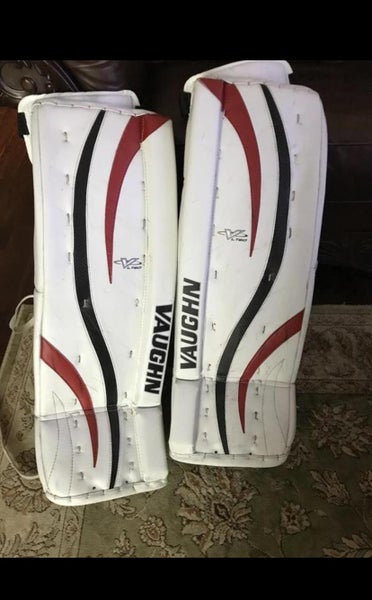 White Used 28"+2” Vaughn Ventus SLR Pro Goalie Leg Pads
